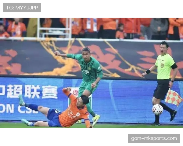 克雷桑一拿球就亮灯，山东泰山进攻体系却越踢越单薄